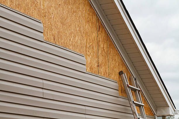 24/7 Emergency Vinyl Siding experts in New Freeport, PA